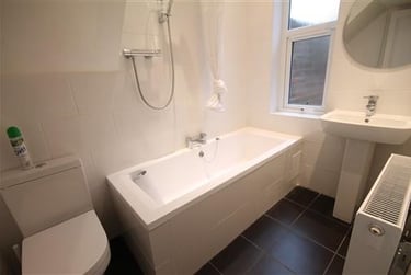 2 bed flat, Oakland Road, Jesmond, Newcastle, NE23DR - Image 6